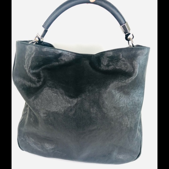 Yves Saint Laurent Handbags - Yves Saint Laurent Roady Black leather Satchel